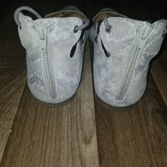 Lucky Brand Animal Print Flats - Picture 2 of 5